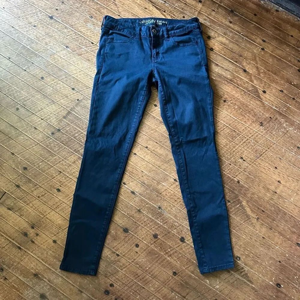 American Eagle navy minimalist 4 long stretchy jeggings